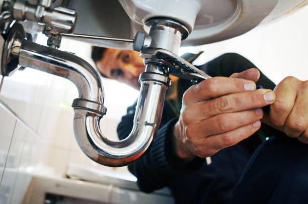 Best Shower Repair Services  in Arnold Line, MS
